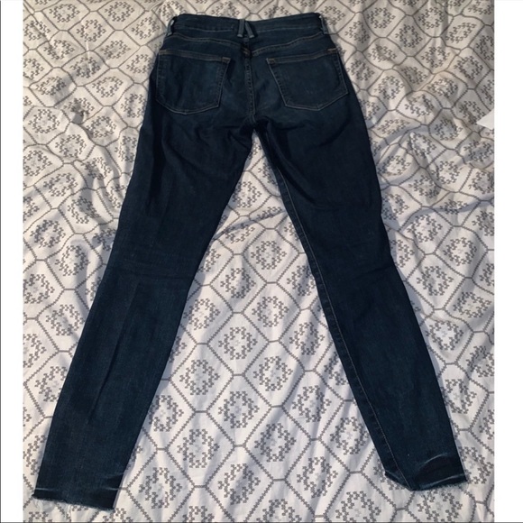 Good American Jeans…. Good legs. - Picture 2 of 3